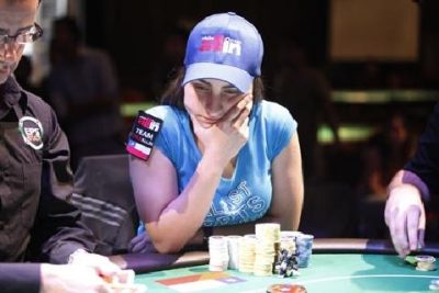 Entrevista de hablandodepoker a Daniela Horno, la princesa chilena